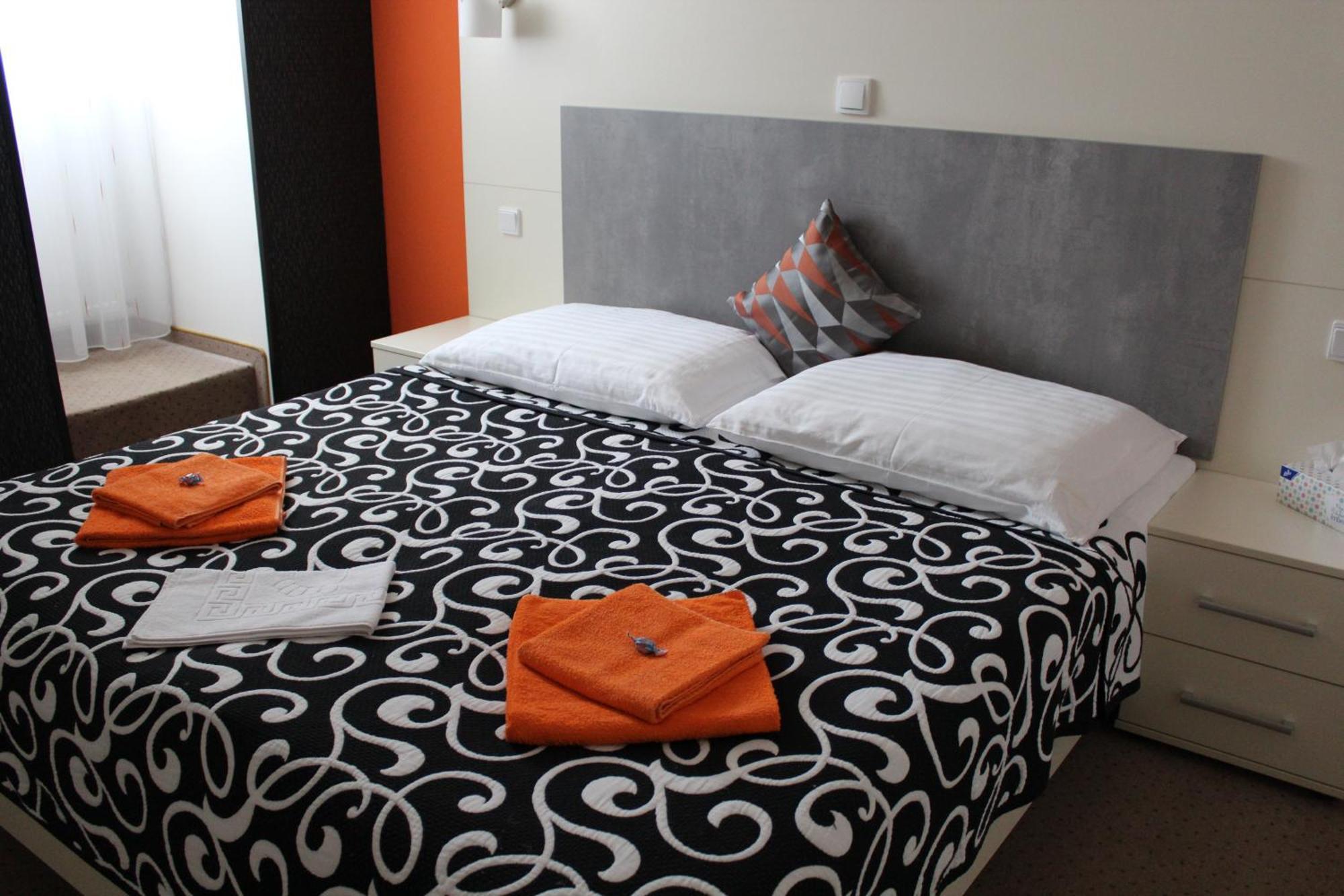 Apartments Verona Karlovy Vary Eksteriør bilde